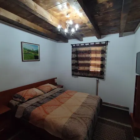 House Milovanovic 빌라 소코 반자