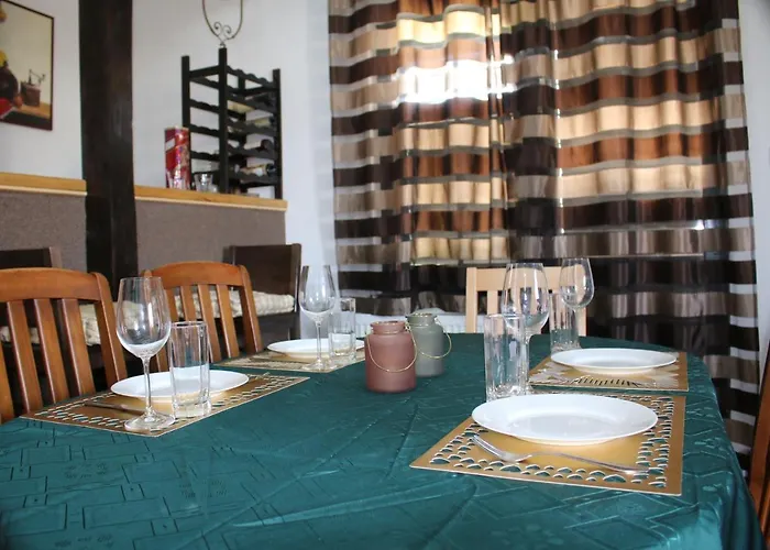 House Milovanovic فيلة *