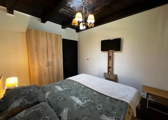 House Milovanovic فيلة *