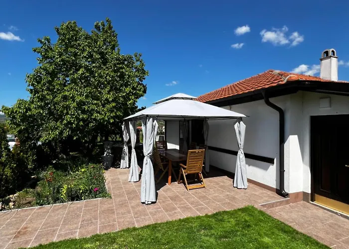 House Milovanovic فيلة *